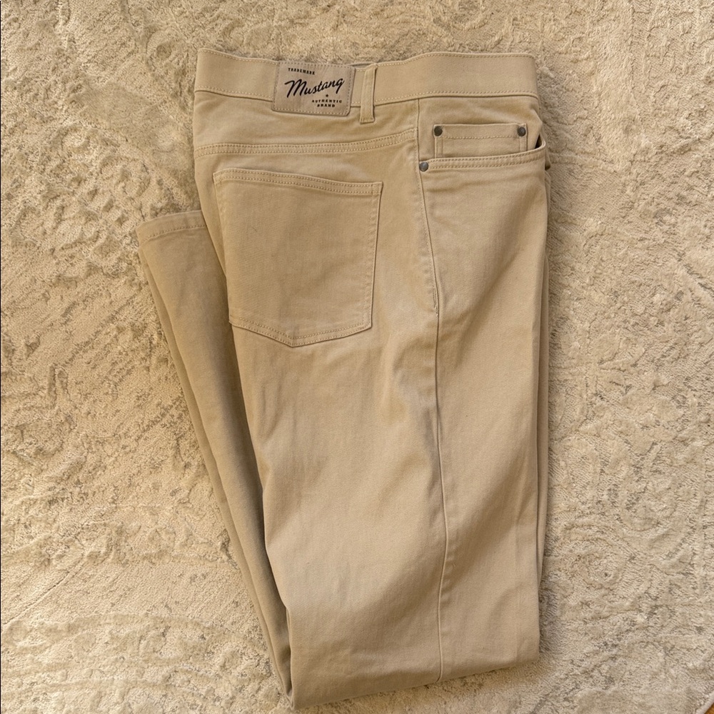 Men's Khaki Chinos NWOT 36